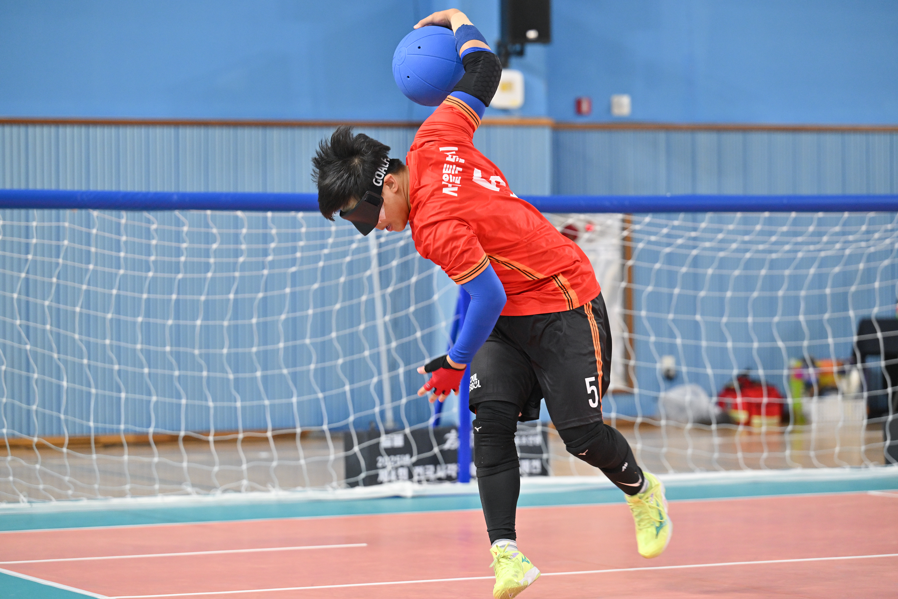 골볼 경기장면3.jpg