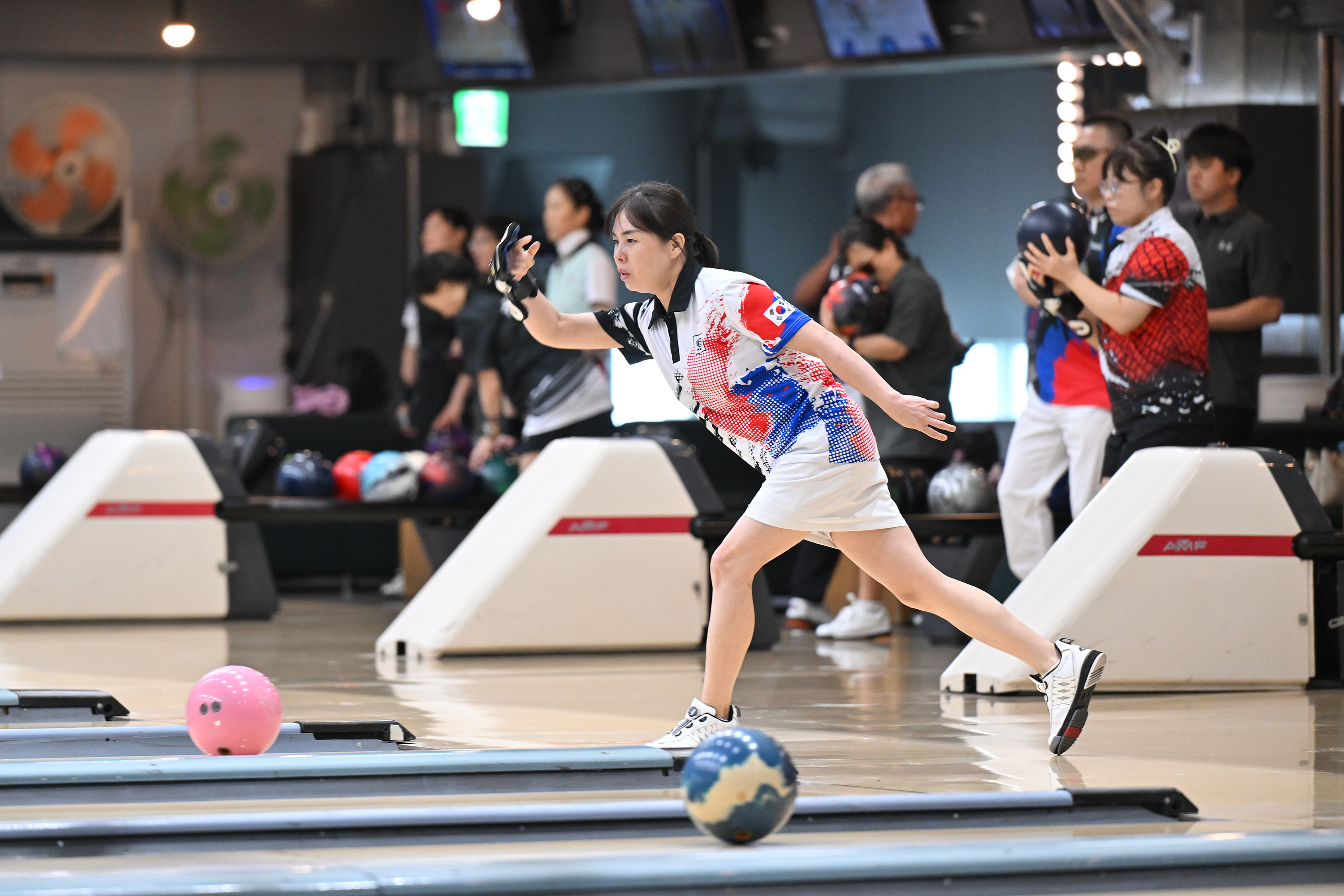 볼링 경기장면1.jpg